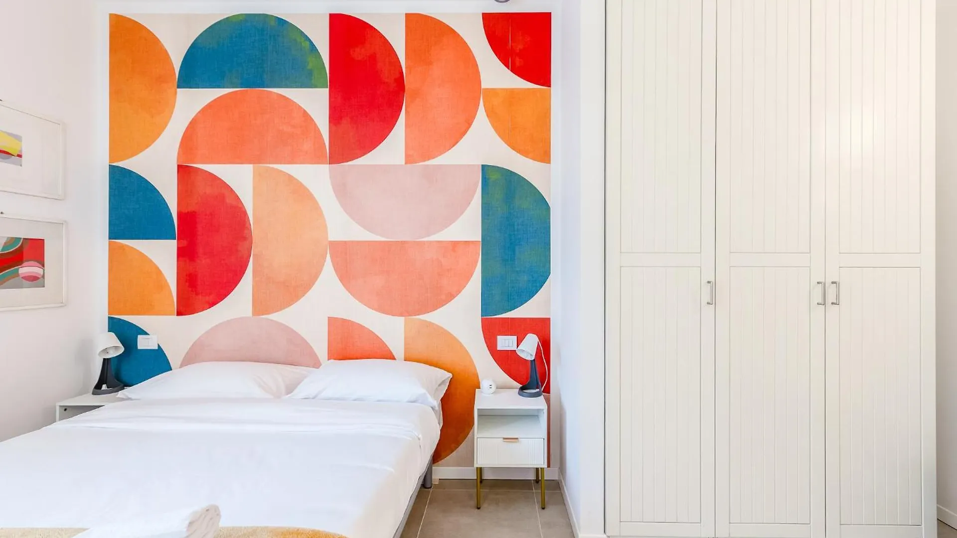 Nuovi Bilocali Central Station - 2 Apt Con Parcheggio In Box E 1 Apt Con Balcone -No Box- N&S Town Homes Milano