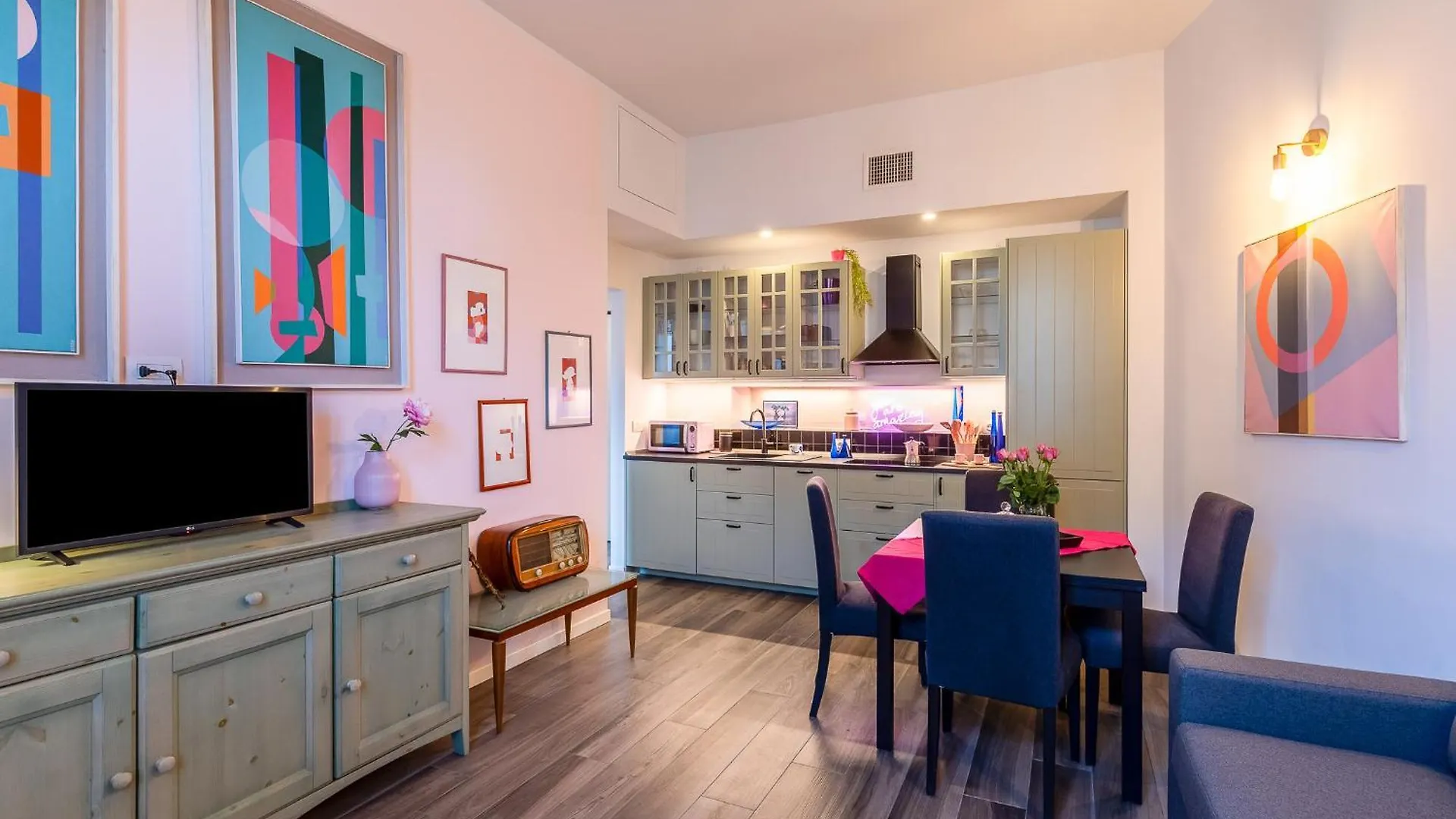 Nuovi Bilocali Central Station - 2 Apt Con Parcheggio In Box E 1 Apt Con Balcone -No Box- N&S Town Homes Milan
